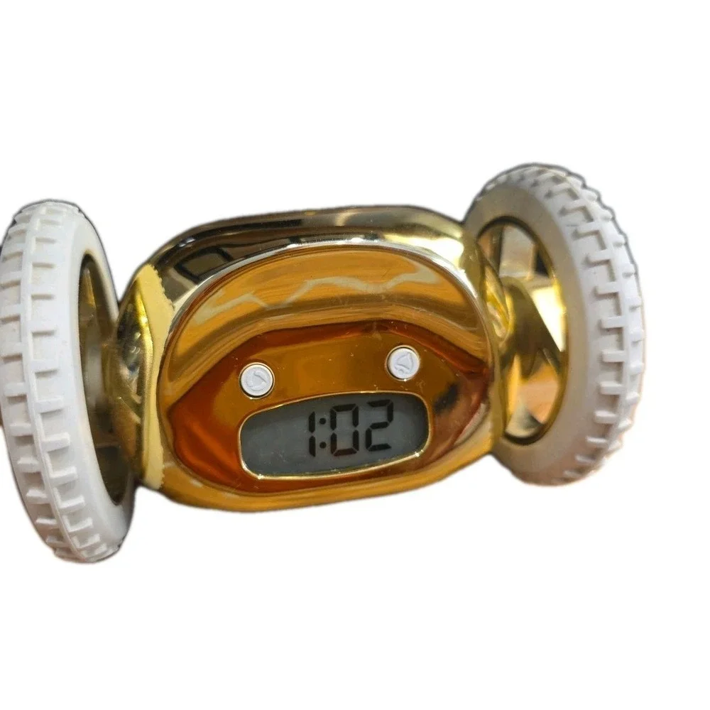 Clocky Runaway Alarm Clock on Wheels • Chrome • Heavy Sleepers  • Tested Working